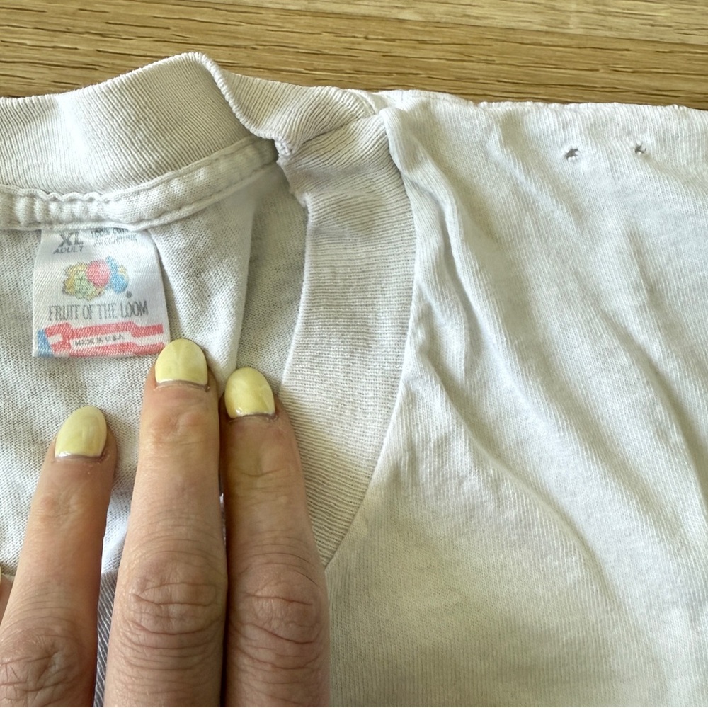 Vintage 90s Rabbits "Gray Hares Can Be Beautiful" Graphic Single Stitch Tshirt - Picture 3 of 6